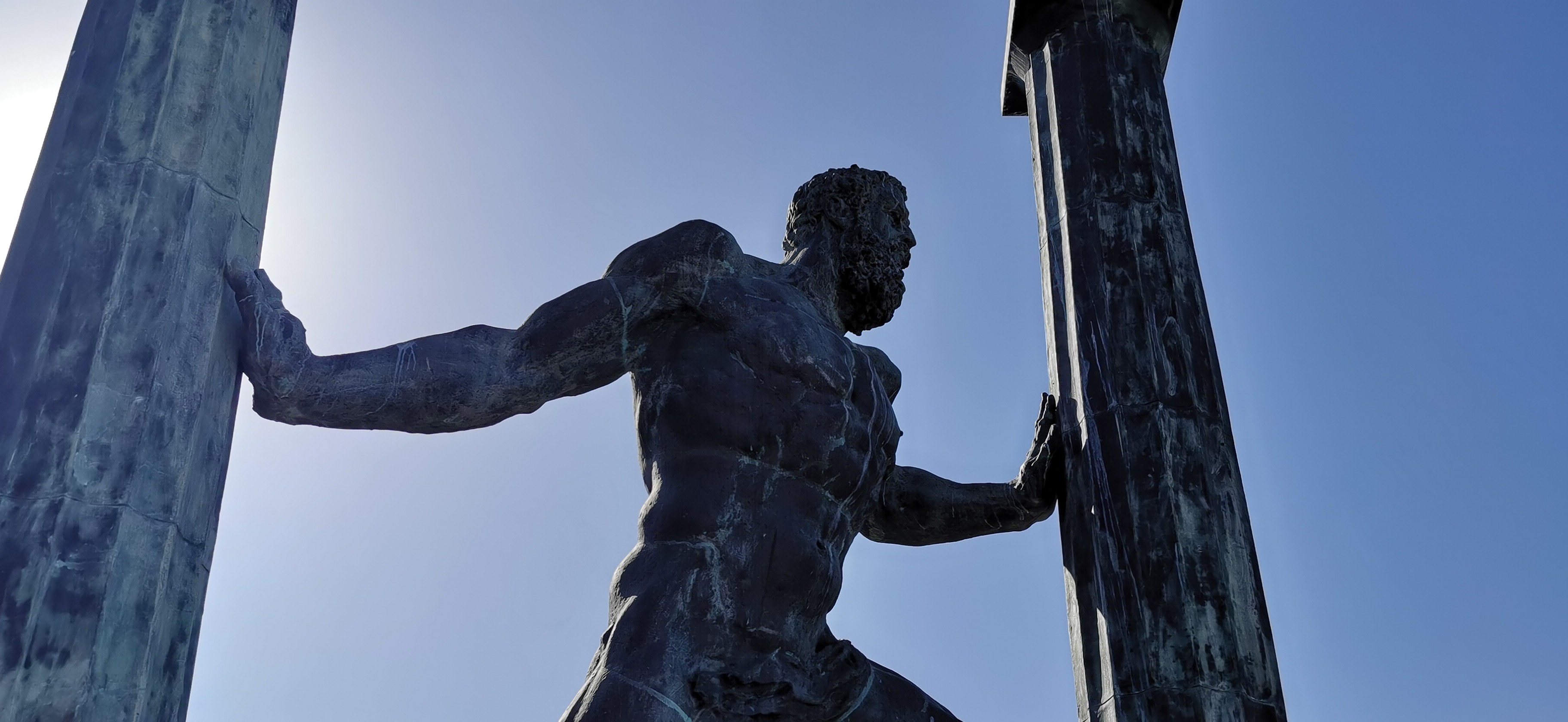 Hercules og de 7 m høje søjler