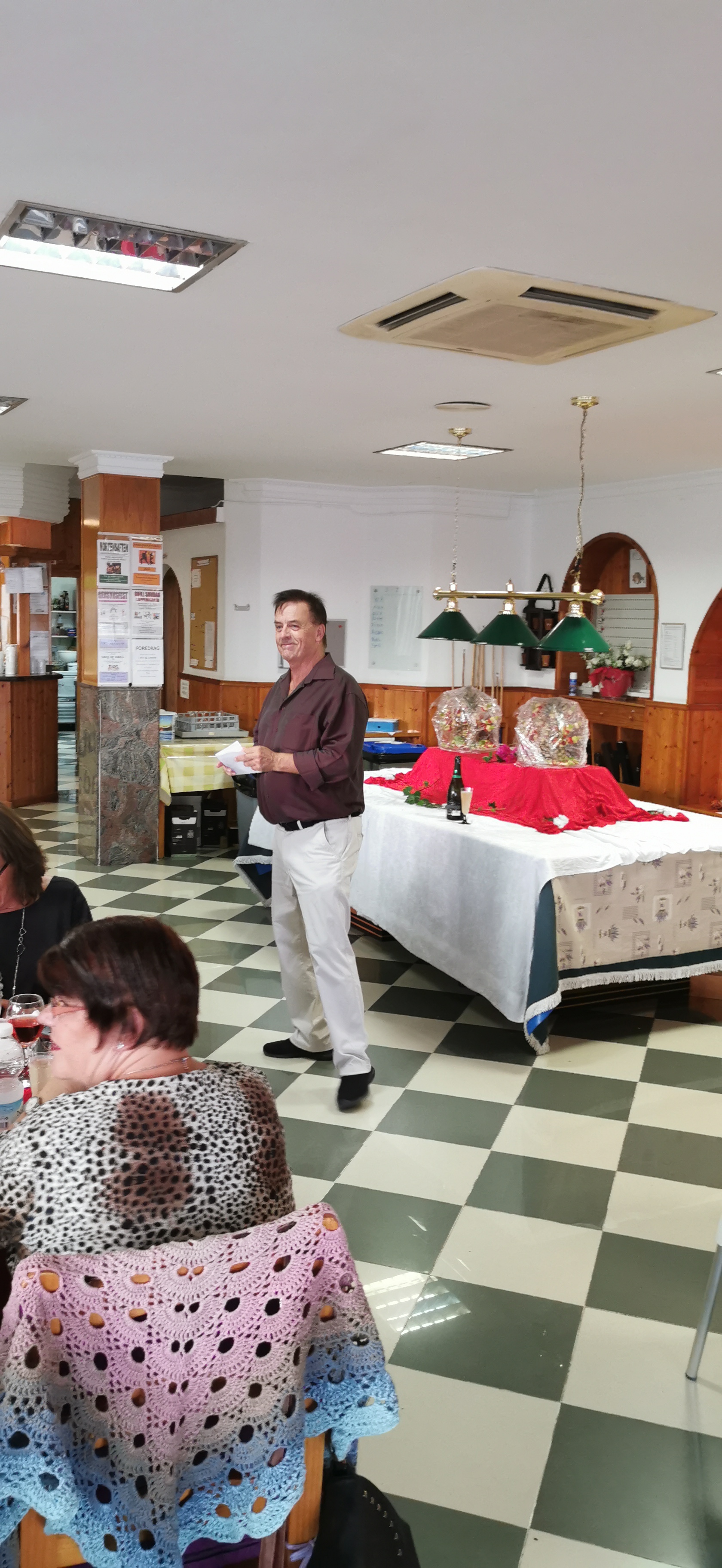 Formanden byder velkommen